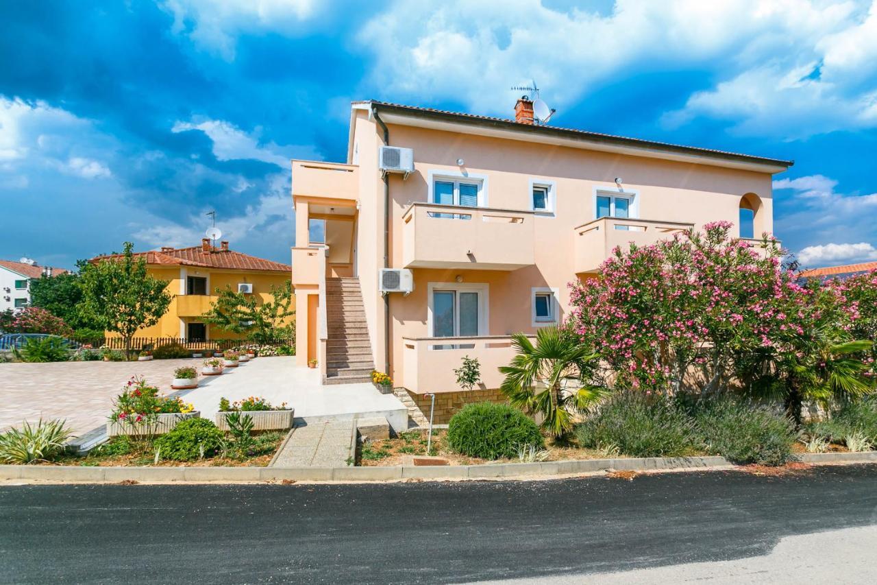 Apartmani Luka Kornic Ngoại thất bức ảnh